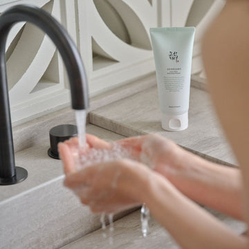 Green Plum Refreshing Cleanser