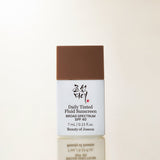 Daily Tinted Fluid Sunscreen DY330